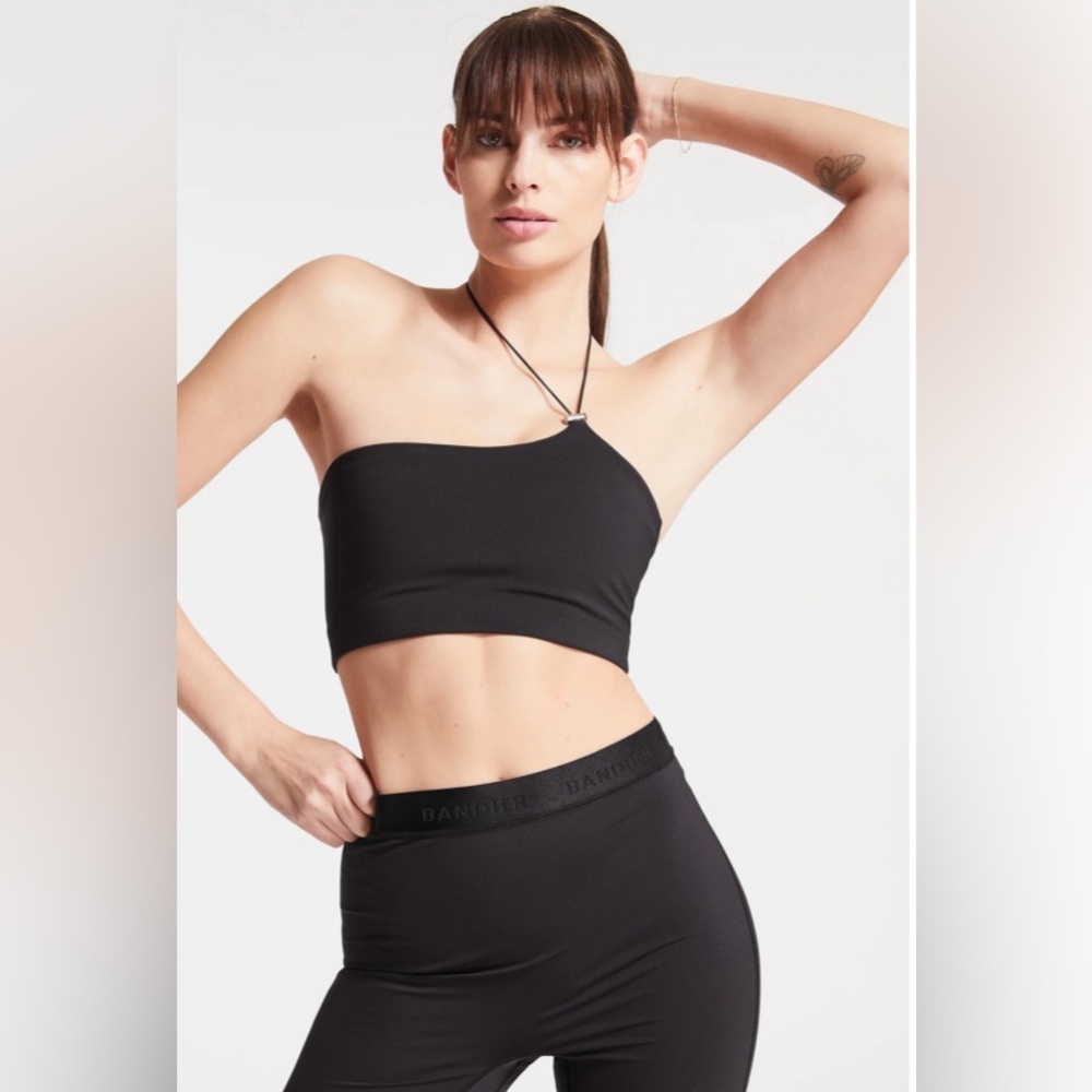 Bandier Jacaranda Set: Sport Logo Slit Legging + Asymmetric Toggle Bra - Picture 6 of 16